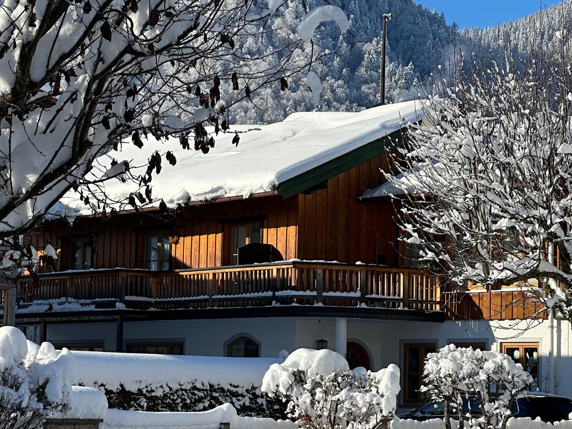 Ferienwohnung Eisenberger Inkl. Chiemgaukarte Ruhpolding Bagian luar foto
